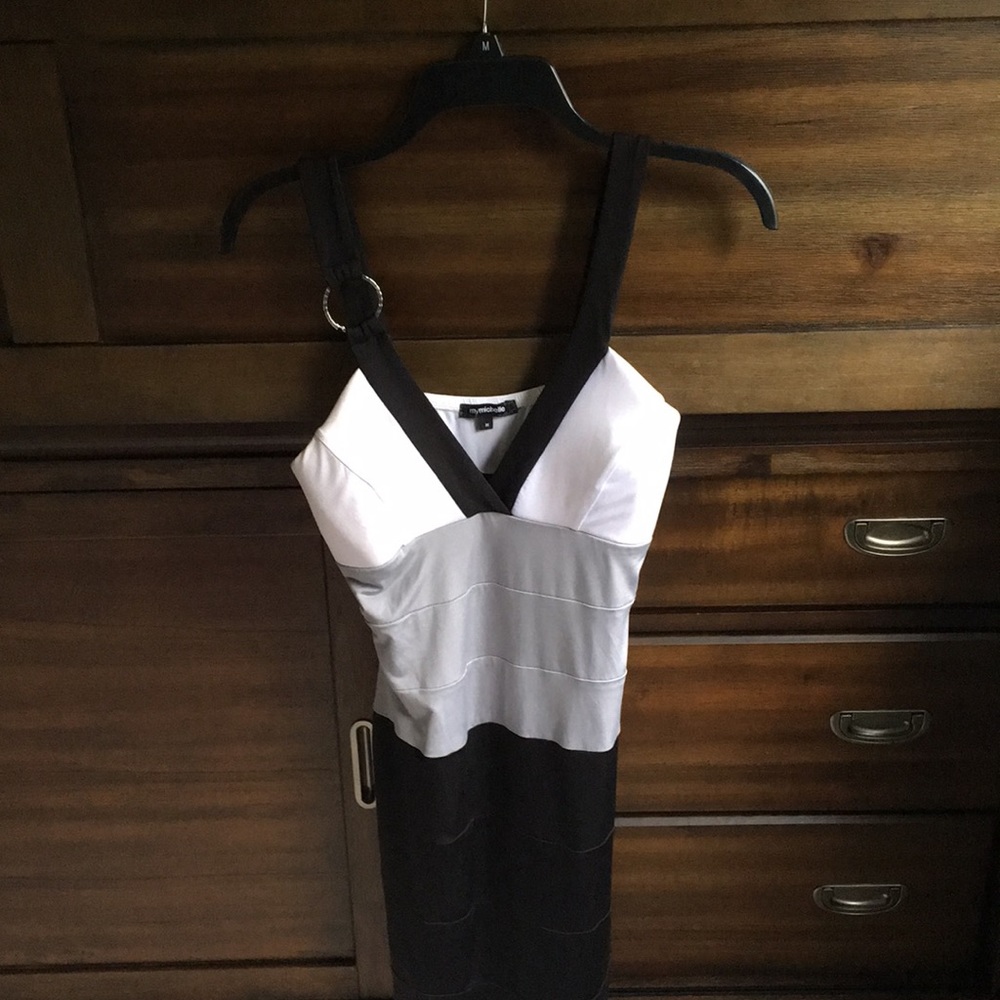 Dress with bra padding